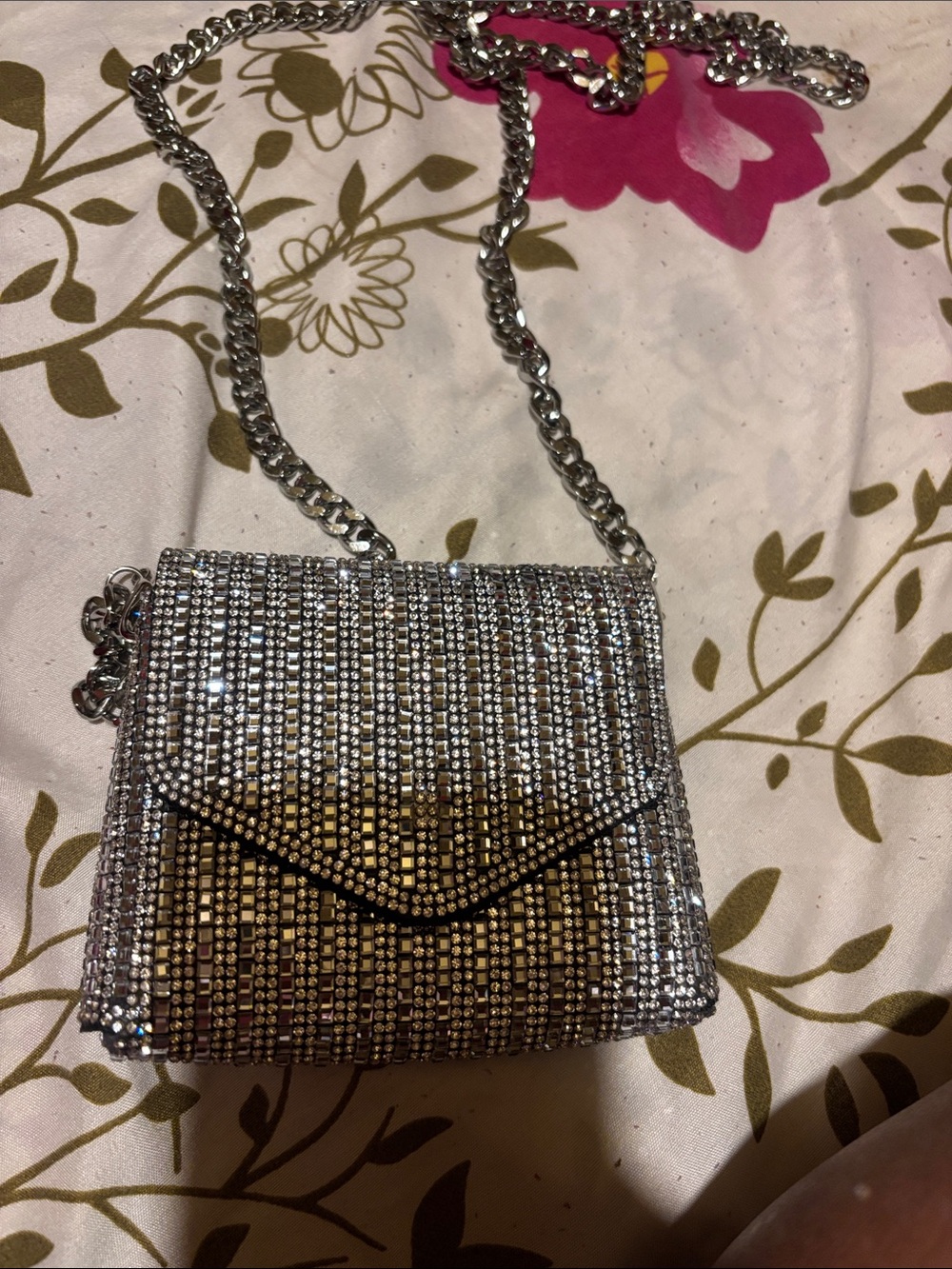 Silver Crystal Chain Crossbody Bag - Sparkling Envelope Style